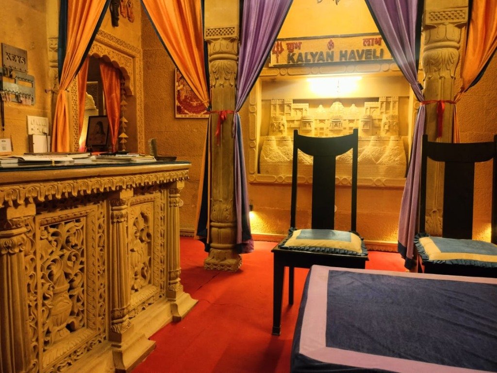 Kalyan Haveli Courtyard & Fort View Terrace