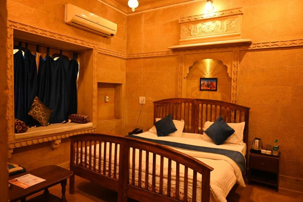 Royal Blue Pavilion Room